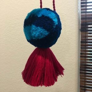 New Nena & Co. Pom of the Month Pom